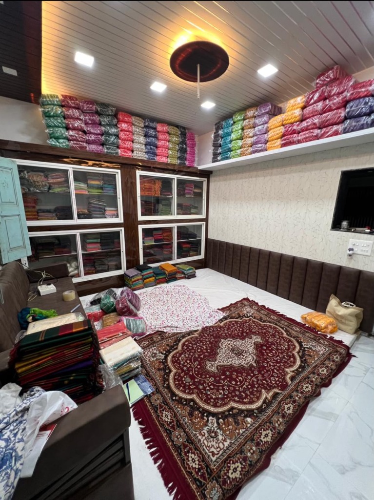 Reoti Handloom Maheshwar Showroom & Pure Saree Heritage