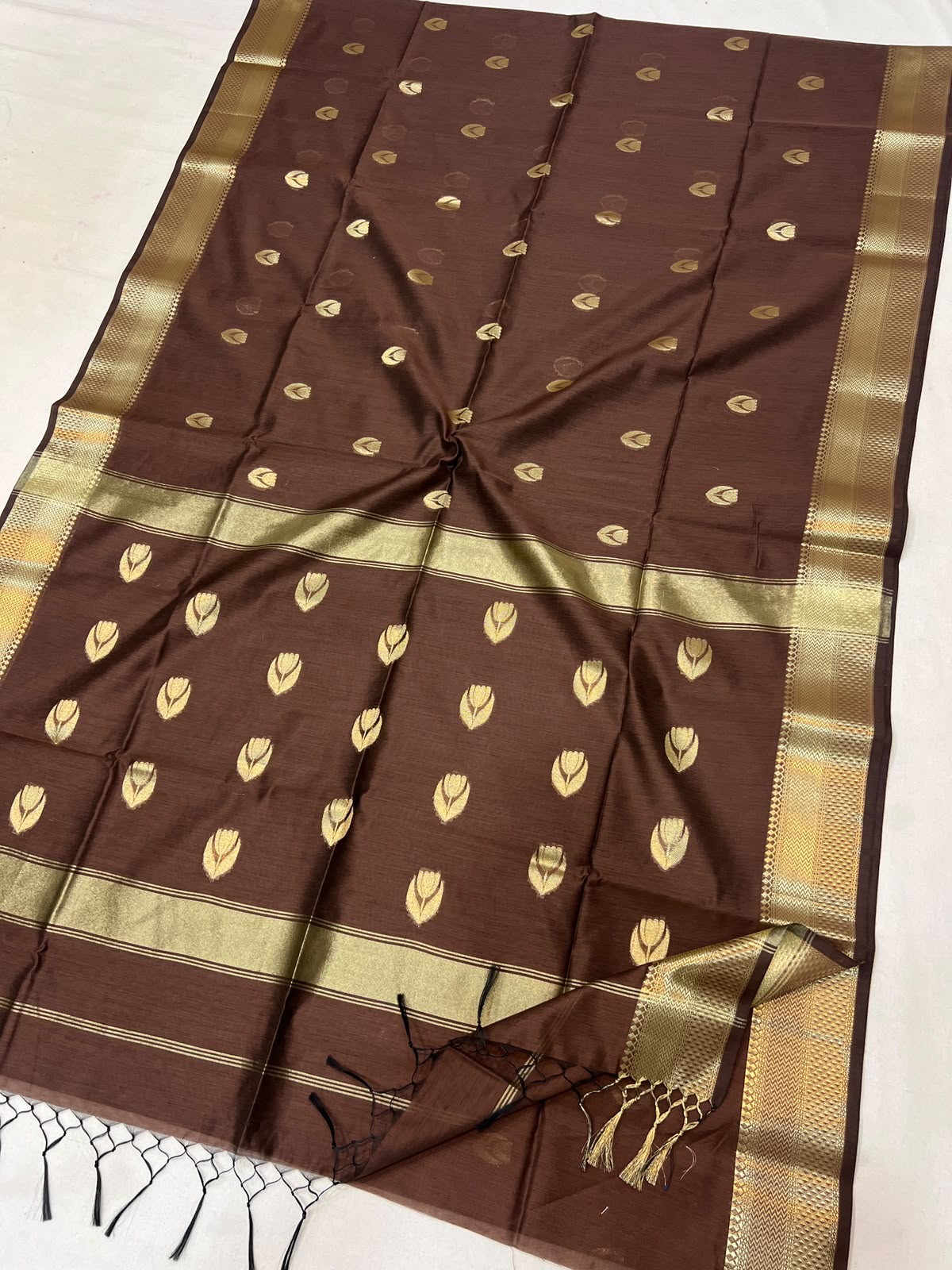 Brown with Zari Border Semi Maheshwari Saree