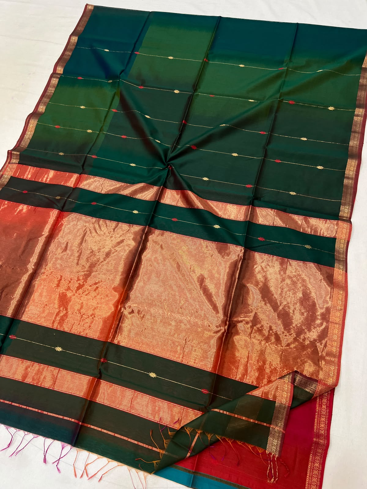 Trending Bottle Green with Red Shaded & Golden Zari Striped Red Star Buti Maheshwari Handloom Saree