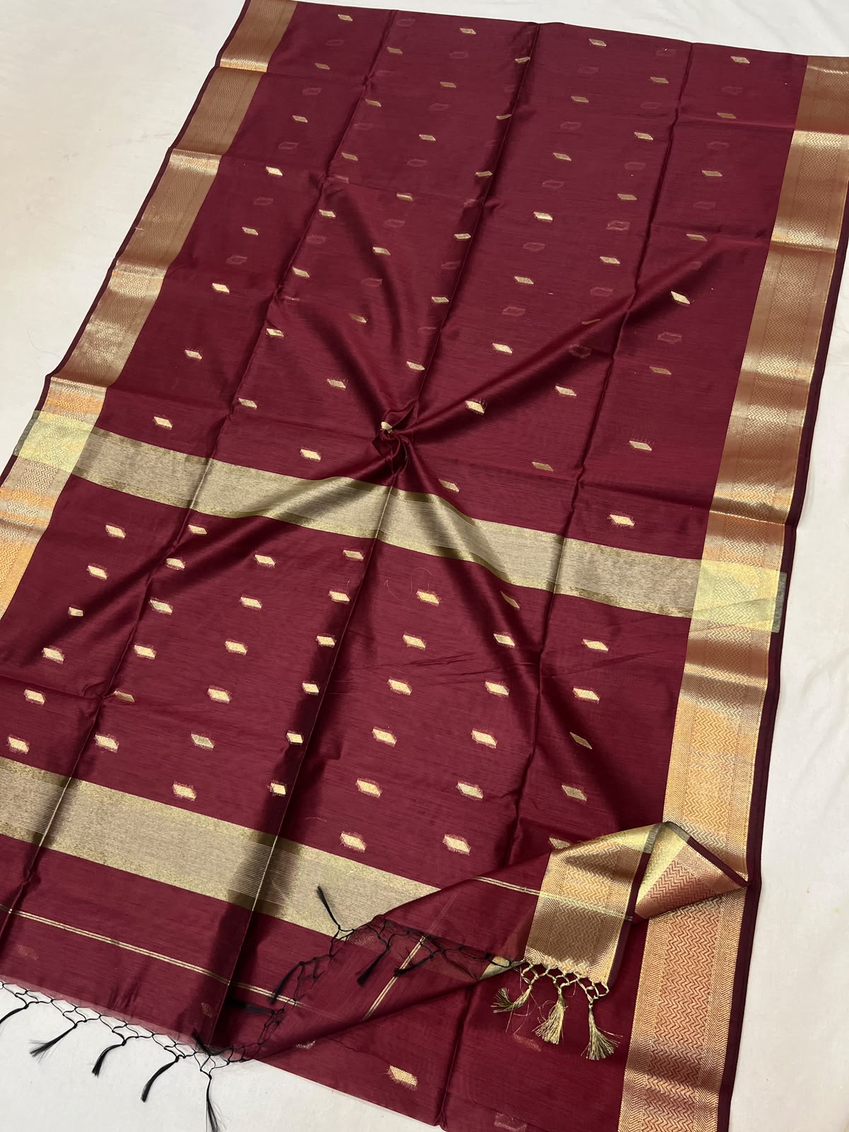 Wine Red with Golden Zari Buti & Lahar Border Semi Maheshwari Saree